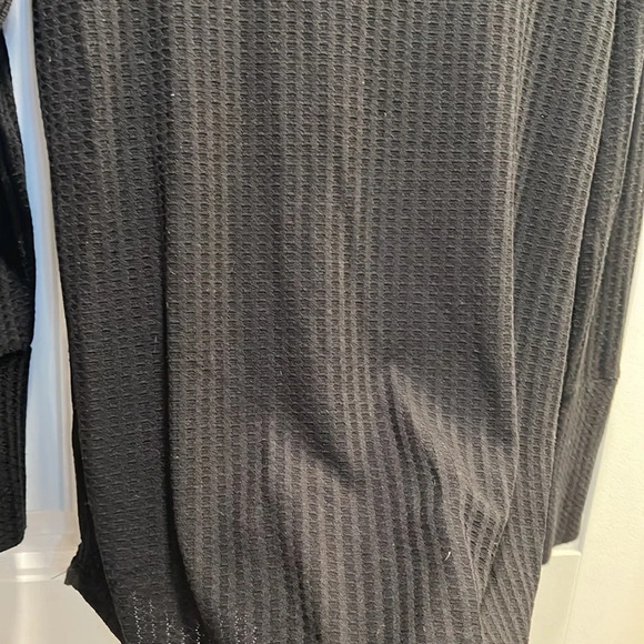 Chaser Black Henley Long Button Sleeved Shirt. Size Small - Picture 6 of 9